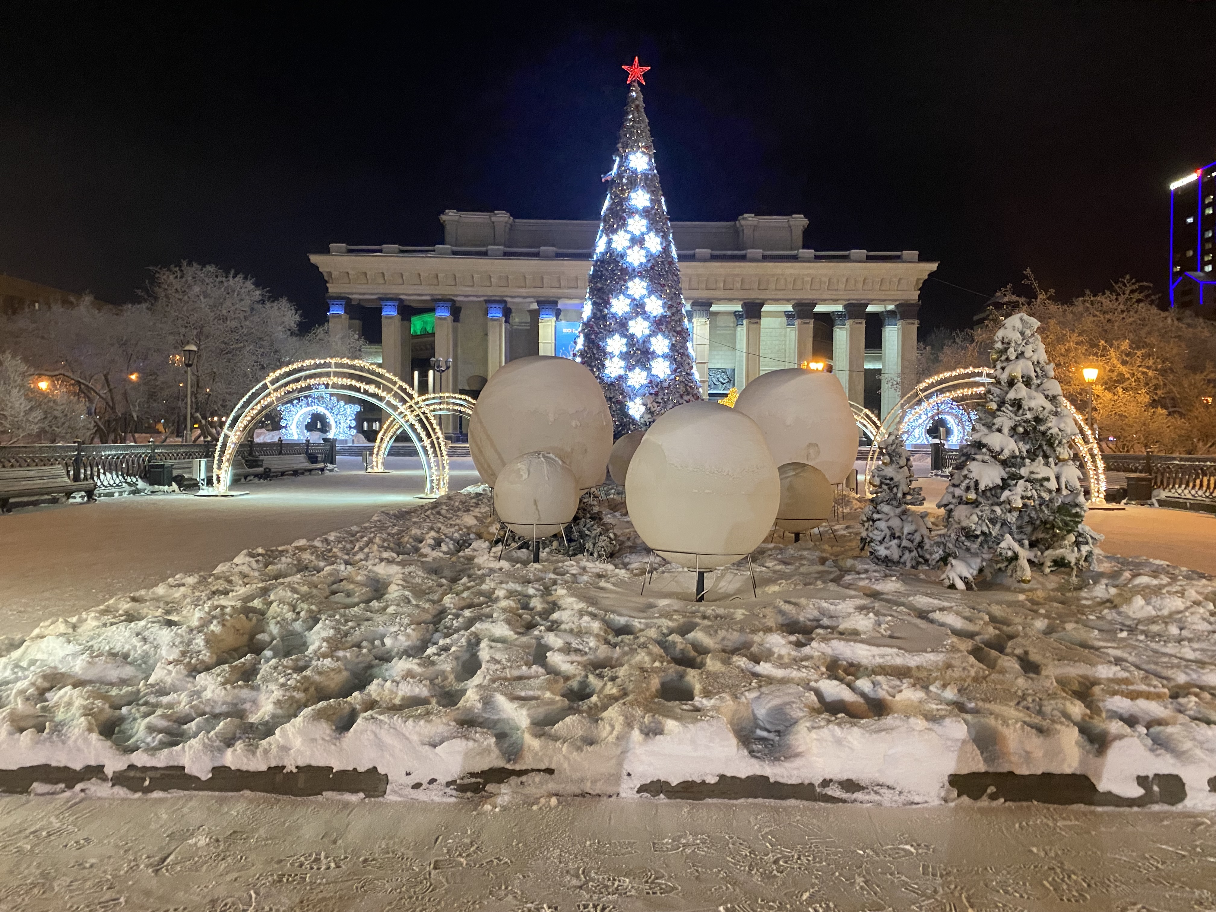 С Новым годом!